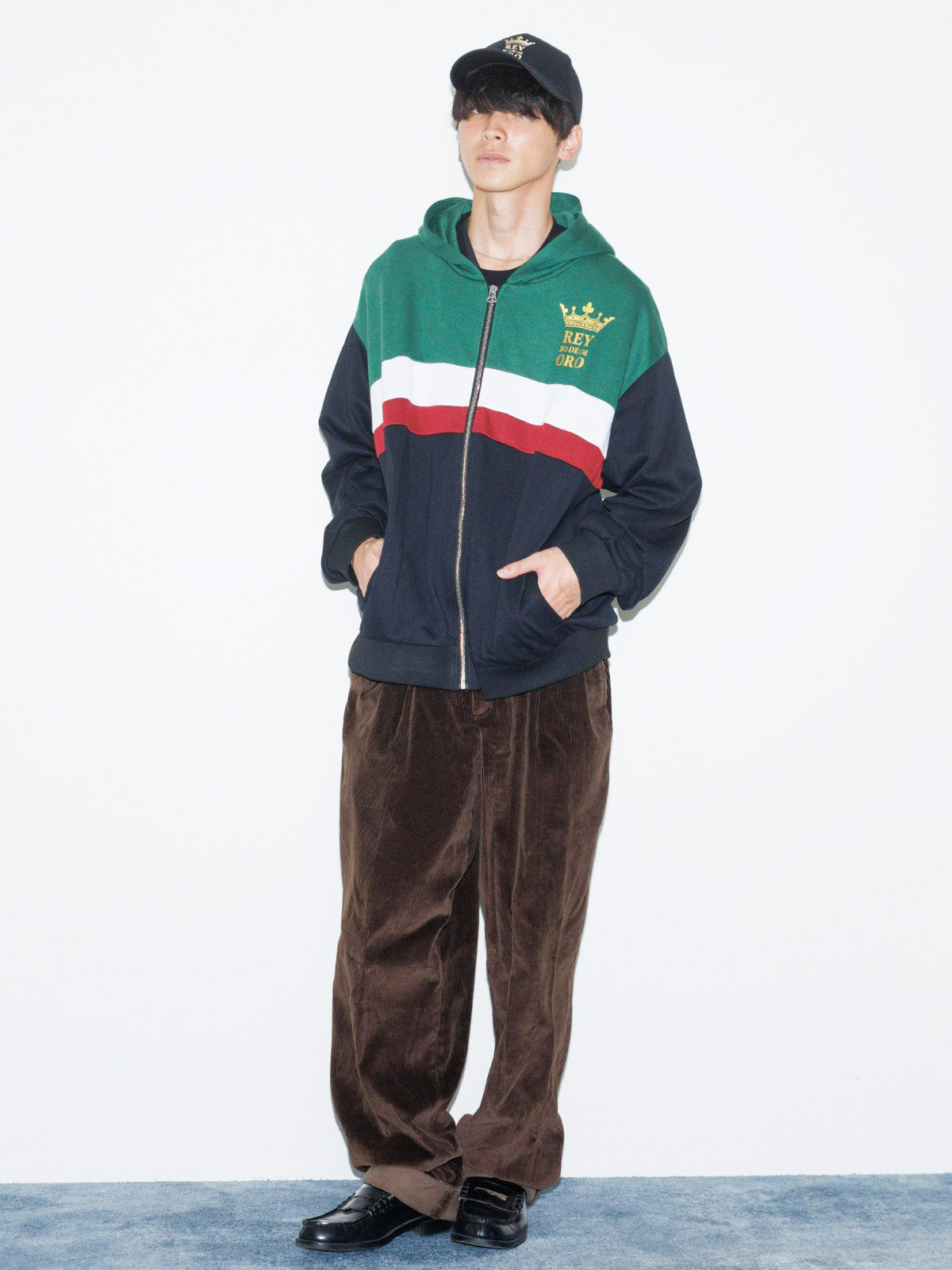 レイデオロ・ジップアップパーカー