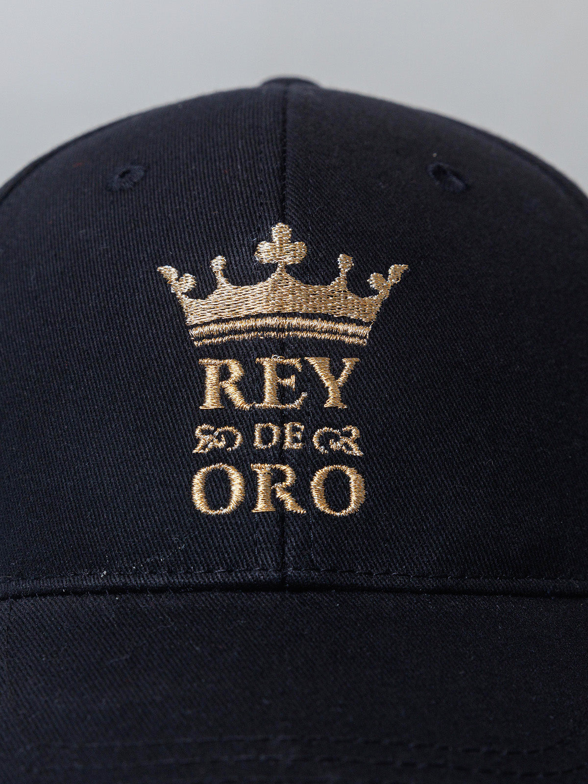 レイデオロ・キャップ