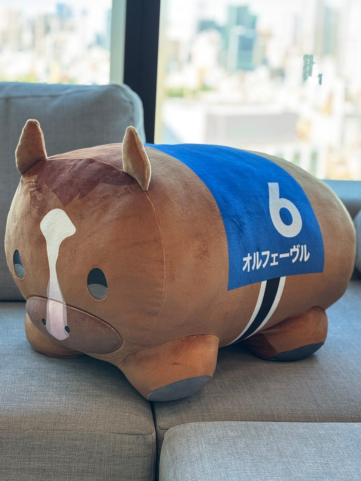 オルフェーヴル・もちもちぬいぐるみクッション