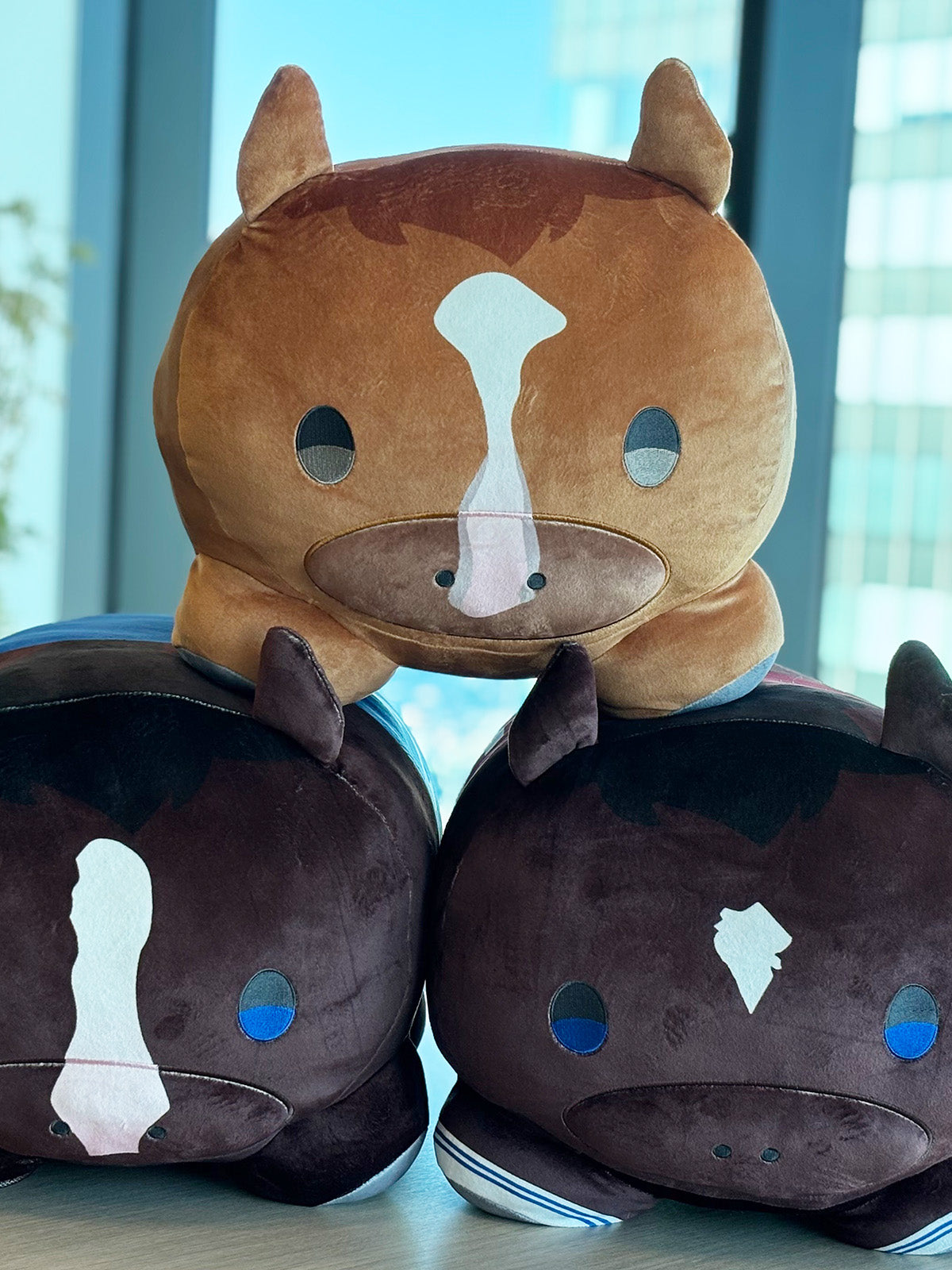 オルフェーヴル・もちもちぬいぐるみクッション