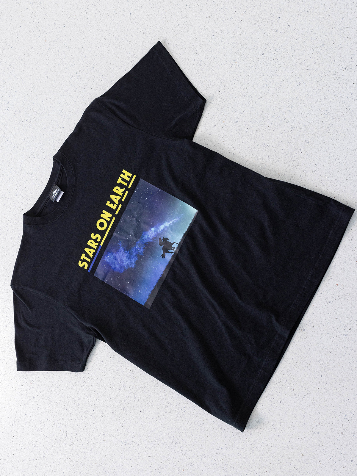 スターズオンアース・Tシャツ(黒)