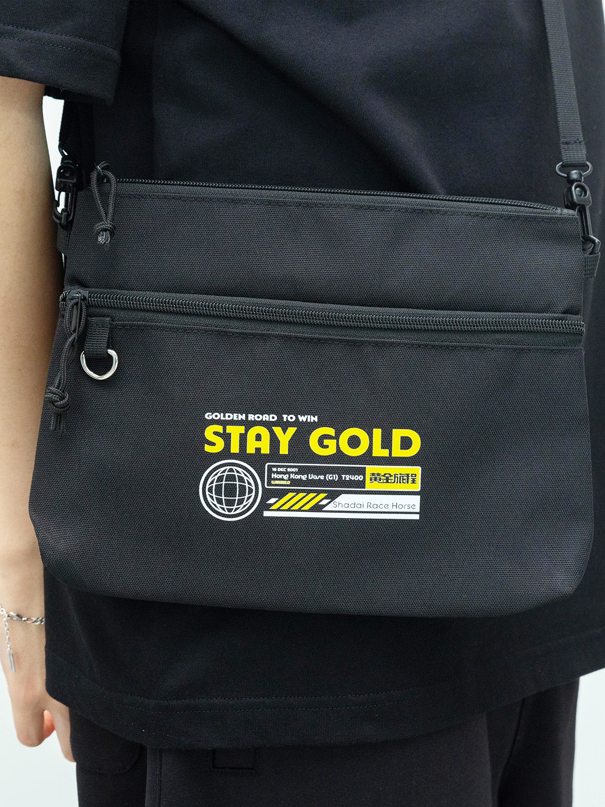 ステイゴールド・サコッシュ