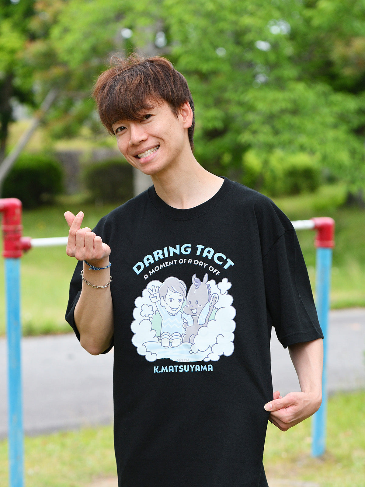 デアリングタクト・Tシャツ(黒)