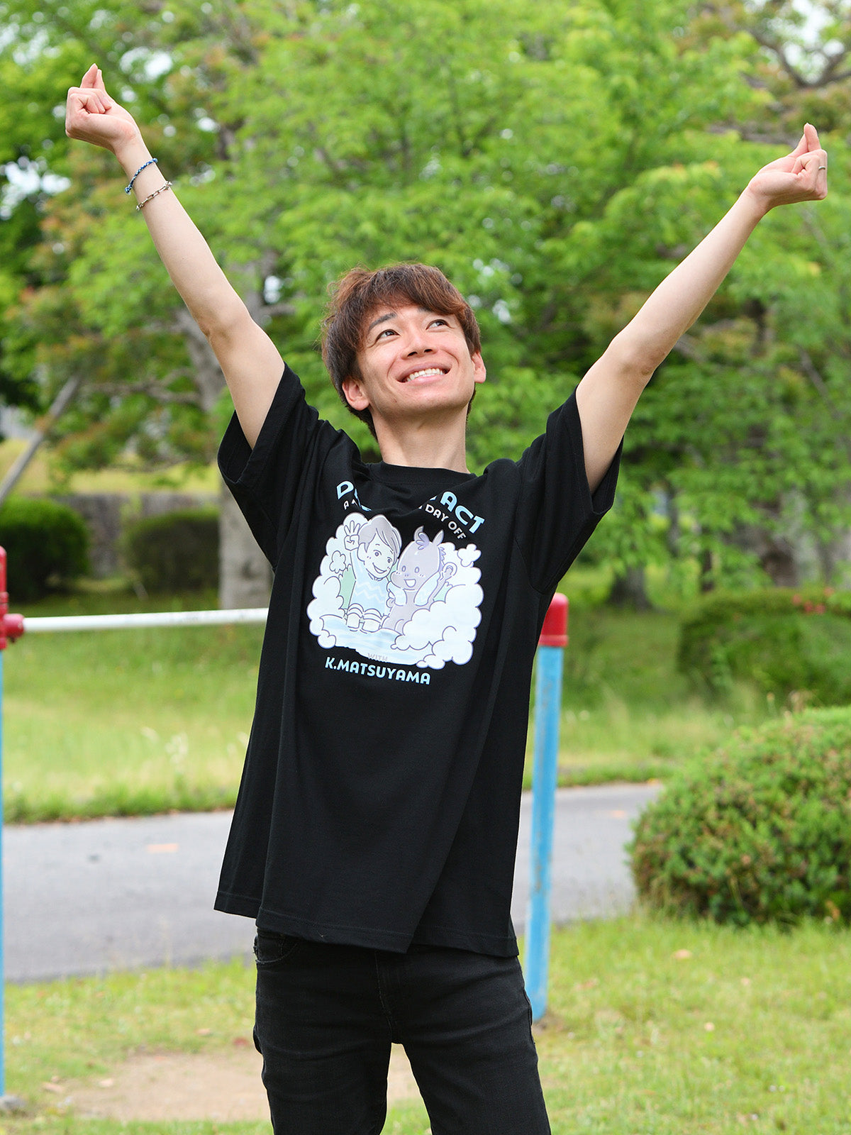 デアリングタクト・Tシャツ(黒)