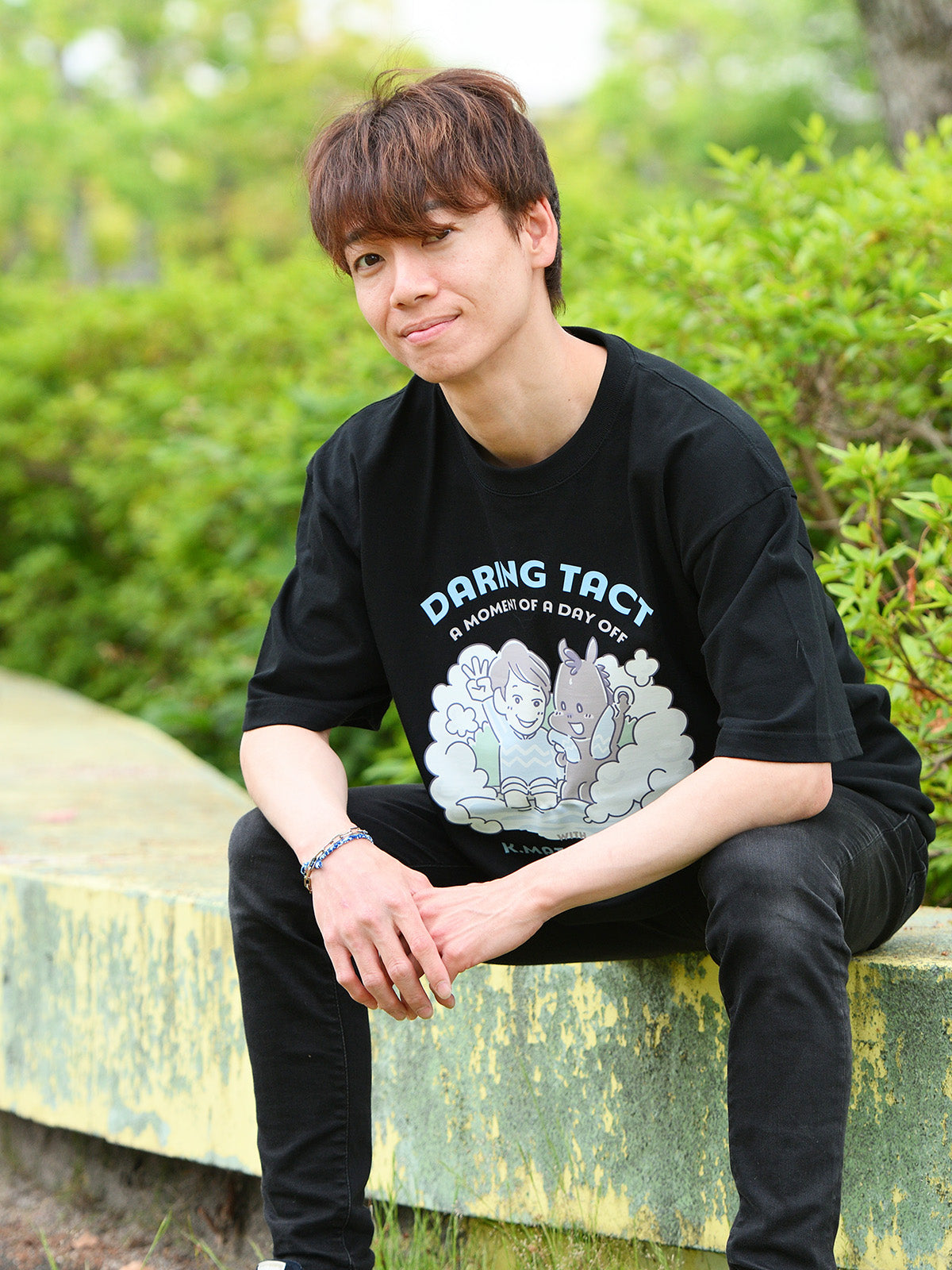 デアリングタクト・Tシャツ(黒)