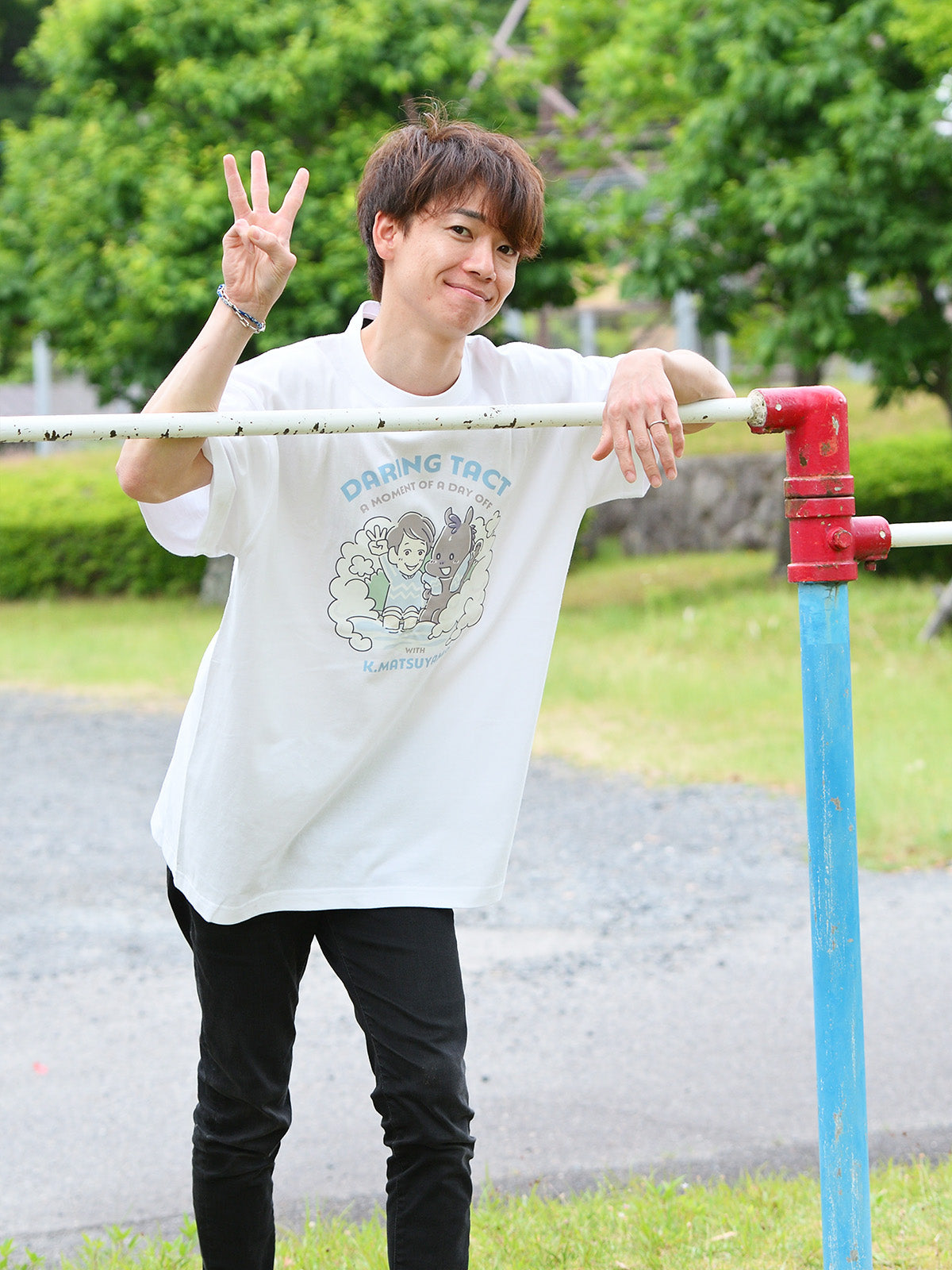 デアリングタクト・Tシャツ(白)