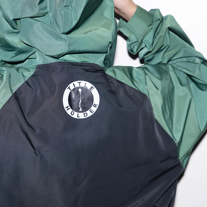 タイトルホルダー・ブルゾン