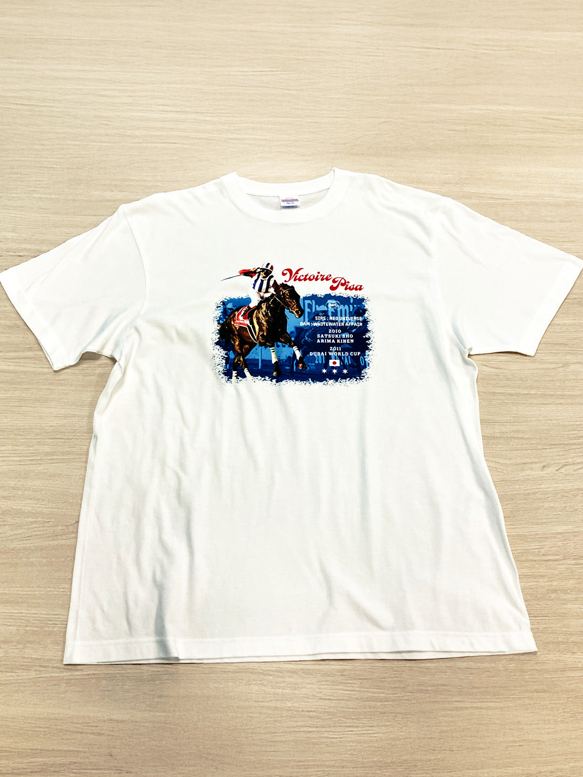 ヴィクトワールピサ・Tシャツ(白)