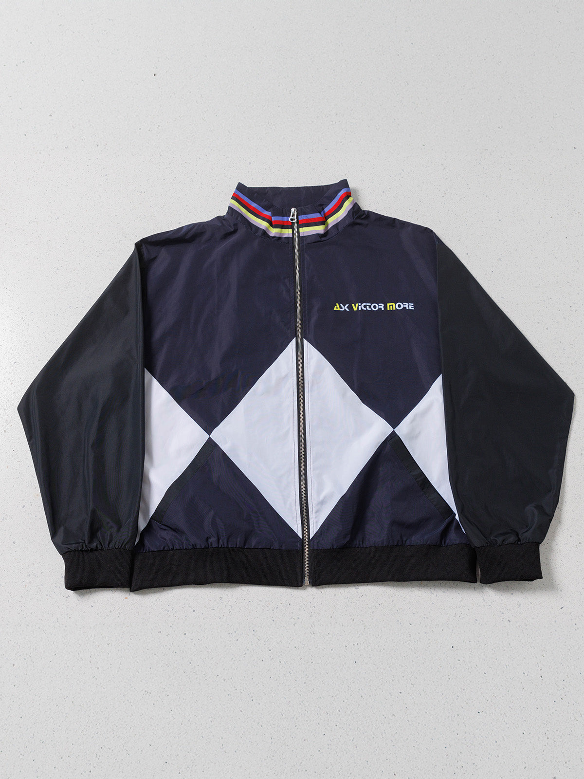 アスクビクターモア･ブルゾン