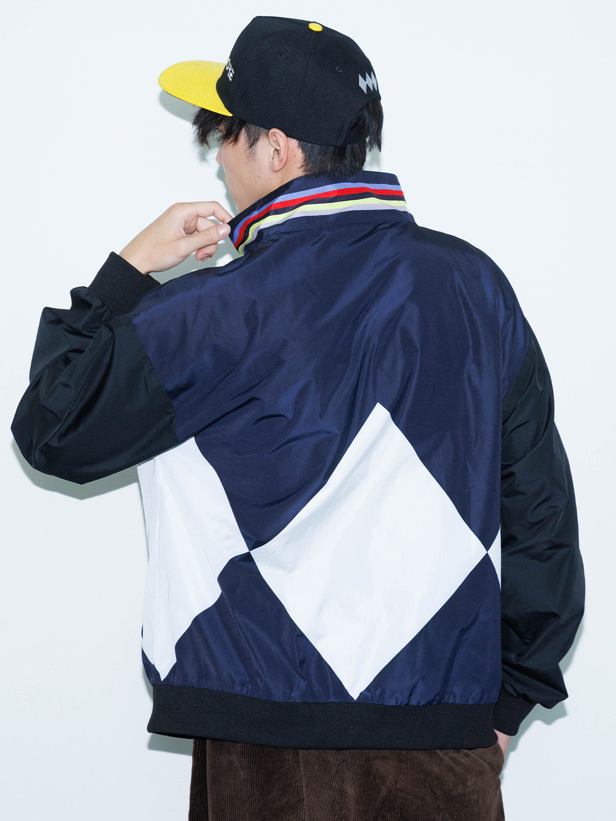 アスクビクターモア･ブルゾン