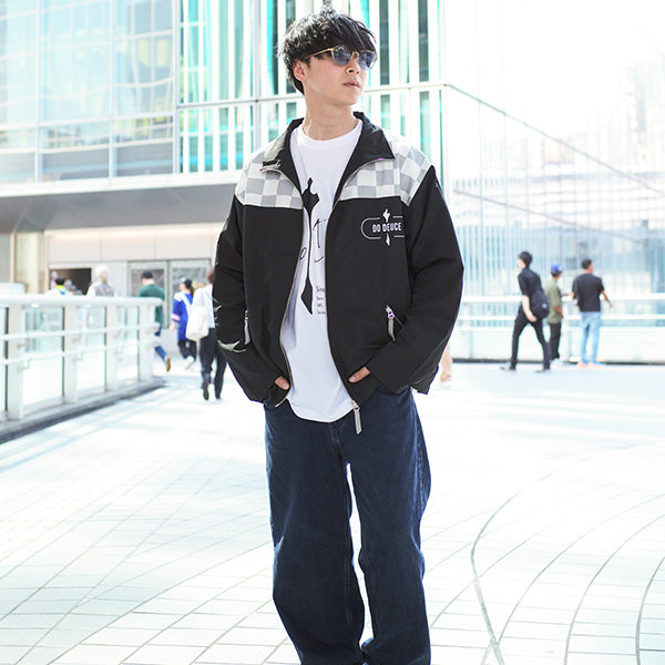 ドウデュース・Tシャツ(白)