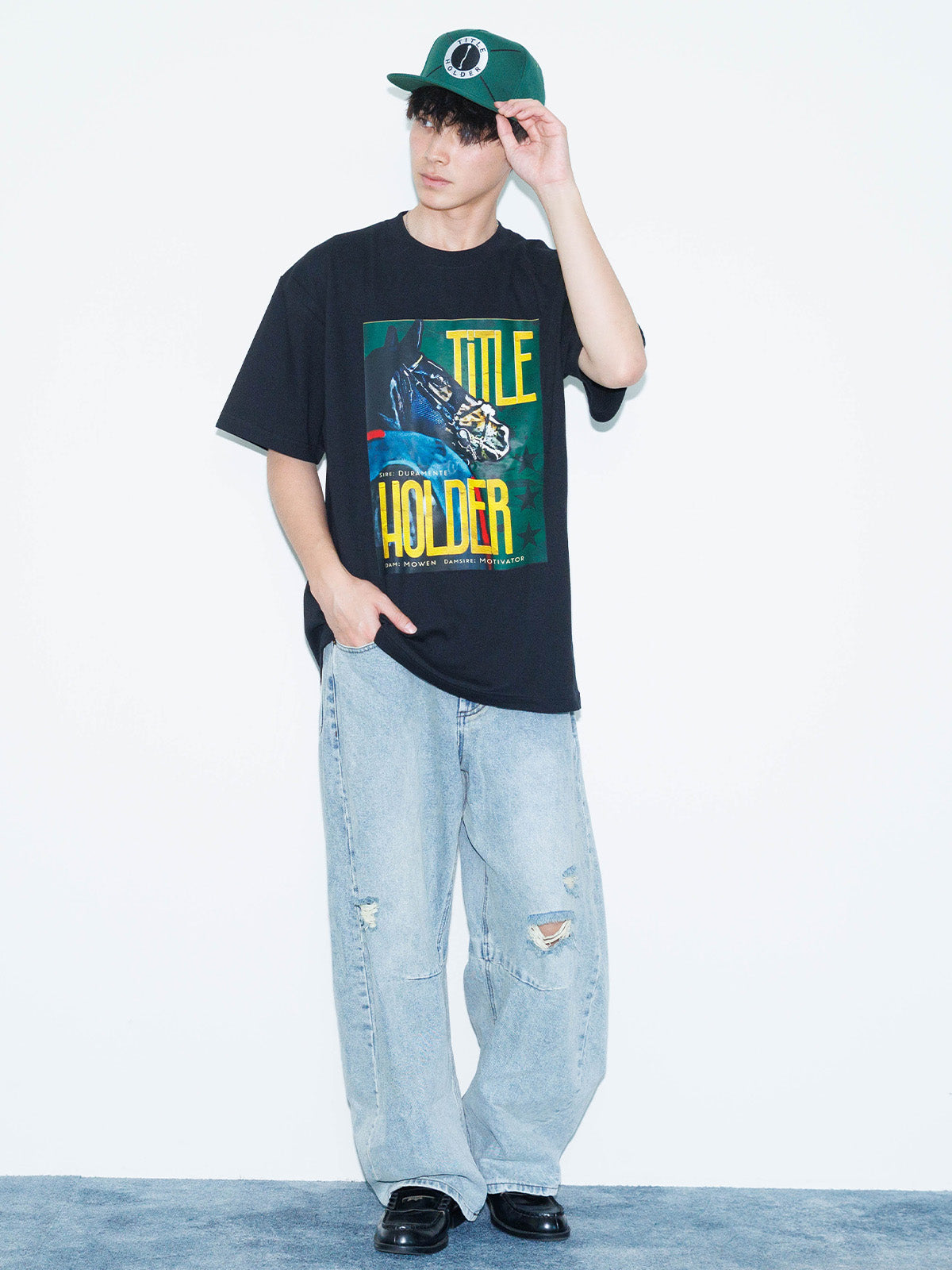 タイトルホルダー･ポートレートTシャツ