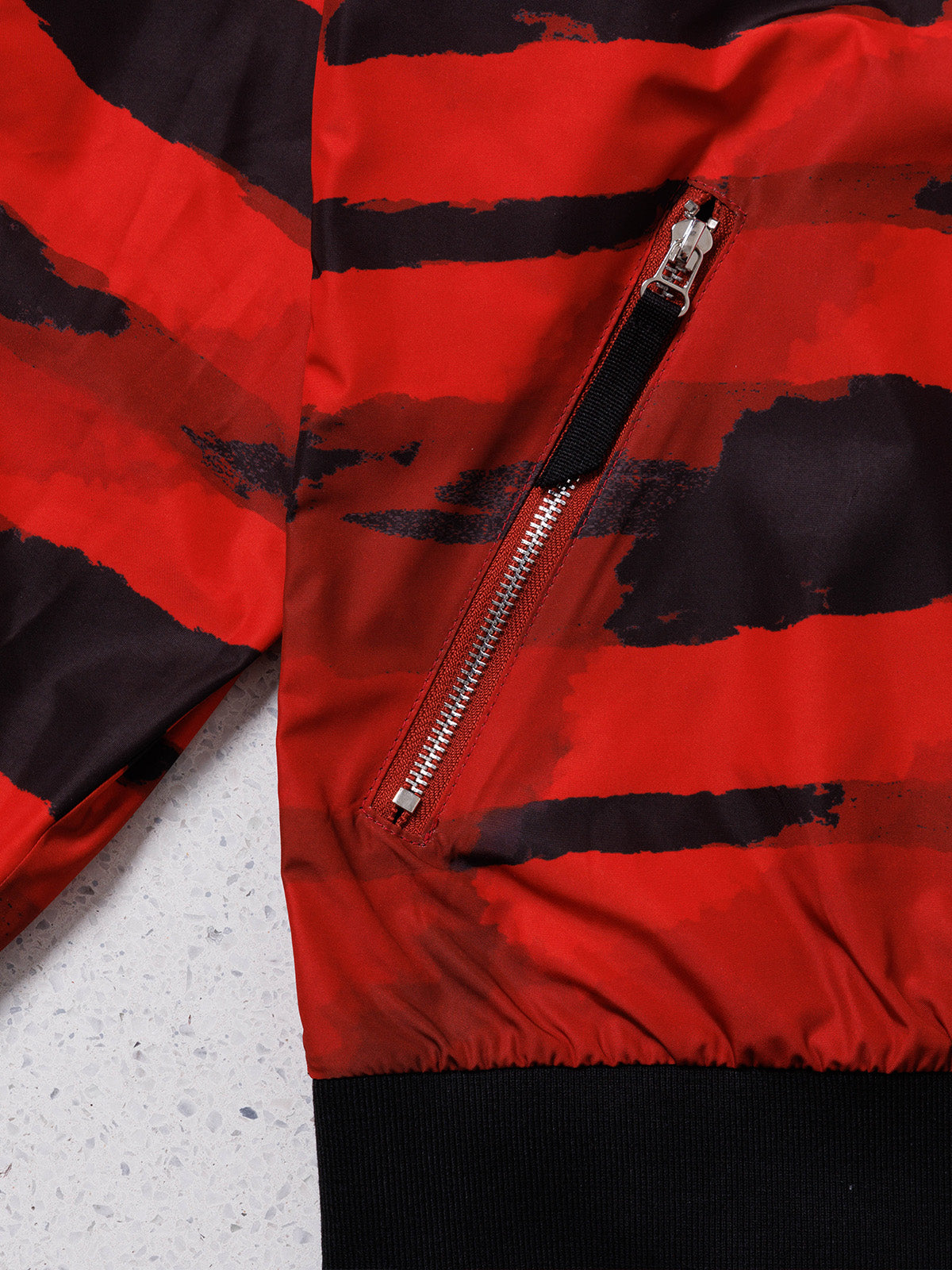 津村明秀騎手700勝メモリアル･ブルゾン