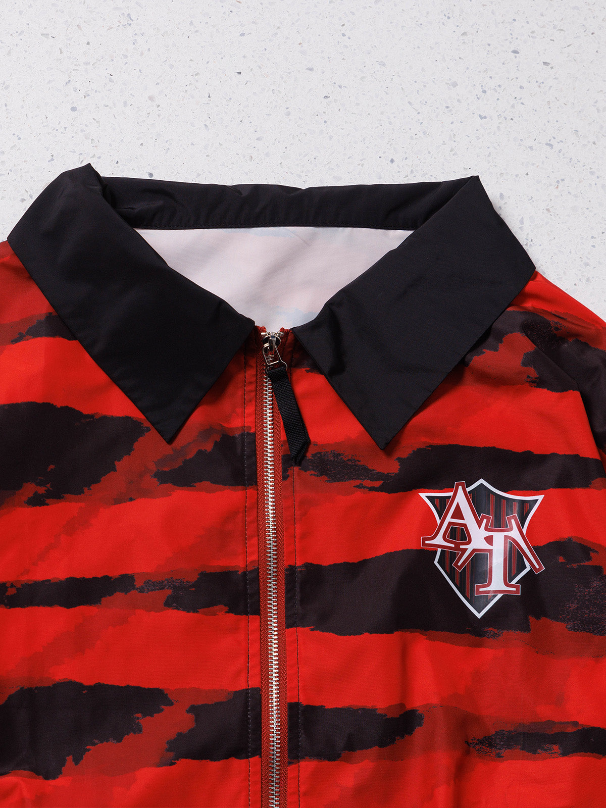 津村明秀騎手700勝メモリアル･ブルゾン